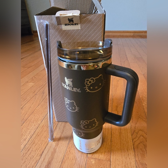 Beautiful Exclusive Brown & GOLD Hellokitty Tumbler Must-have Limited Addition - Picture 2 of 14